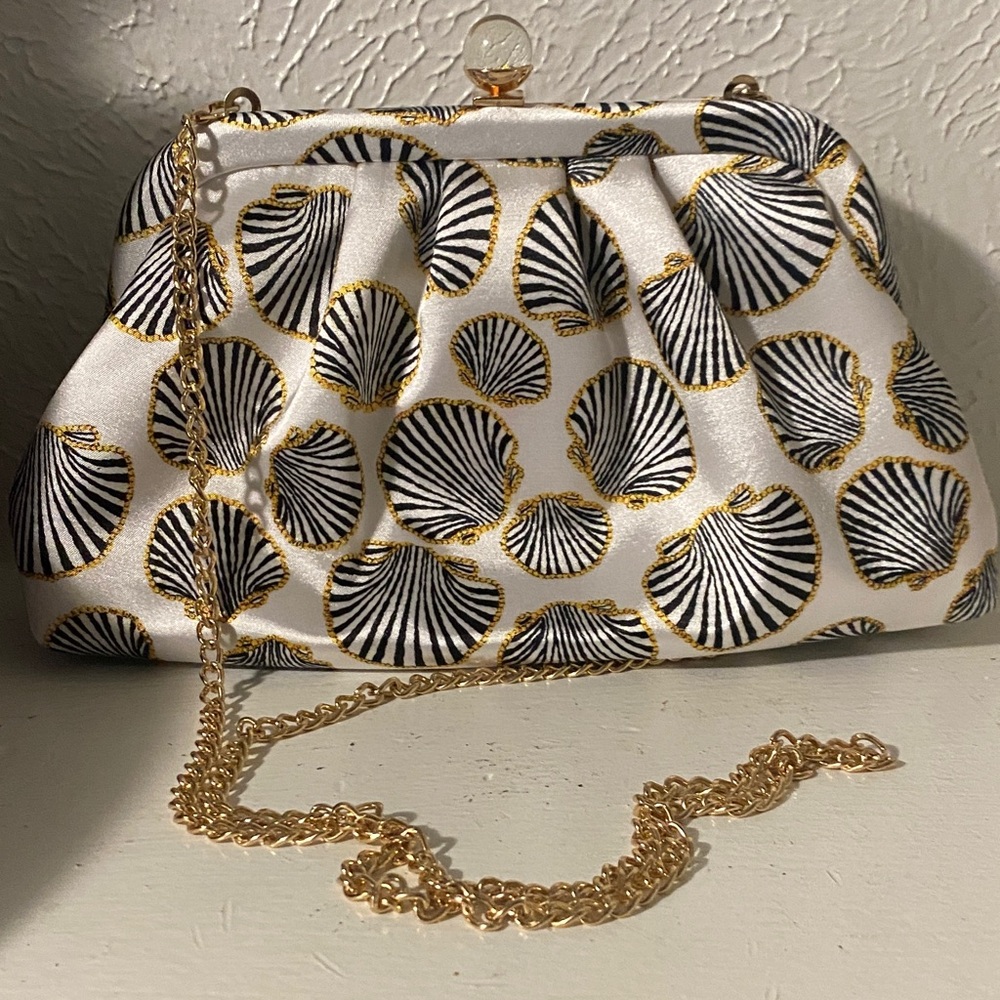 Isaac Mizrahi White and Gold Shell Clutch
